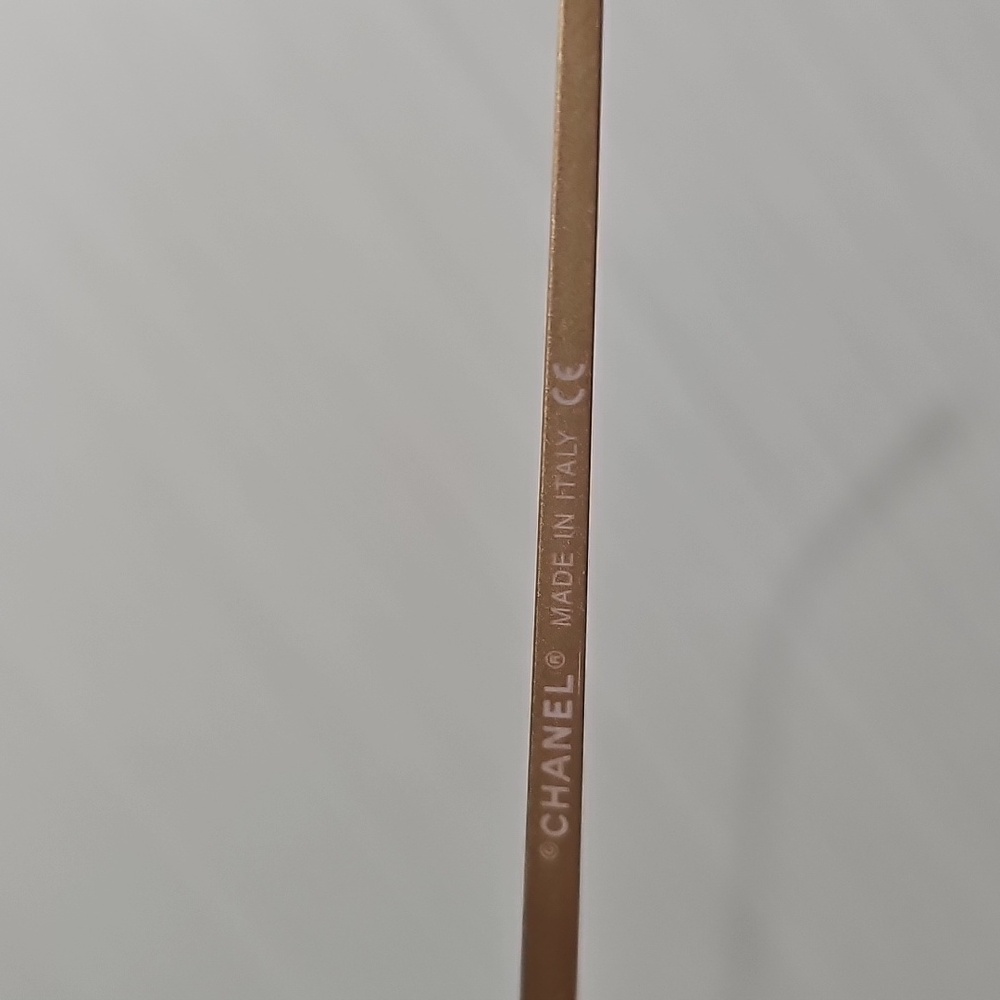 CHANEL Brushed Gold Eyewear - Picture 3 of 6